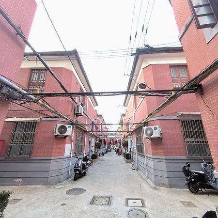 Shanghai Yi Du B&B - Near People'S Square Metro Station And The Bund Екстериор снимка