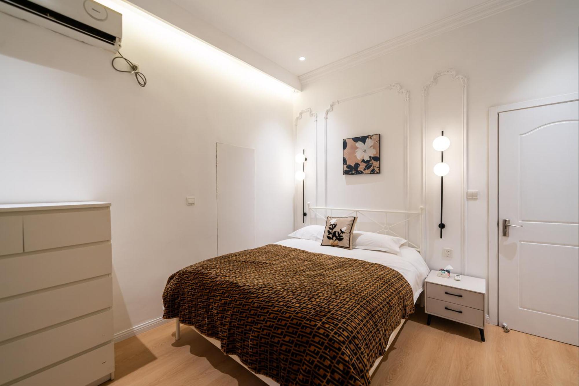 Shanghai Yi Du B&B - Near People'S Square Metro Station And The Bund Екстериор снимка