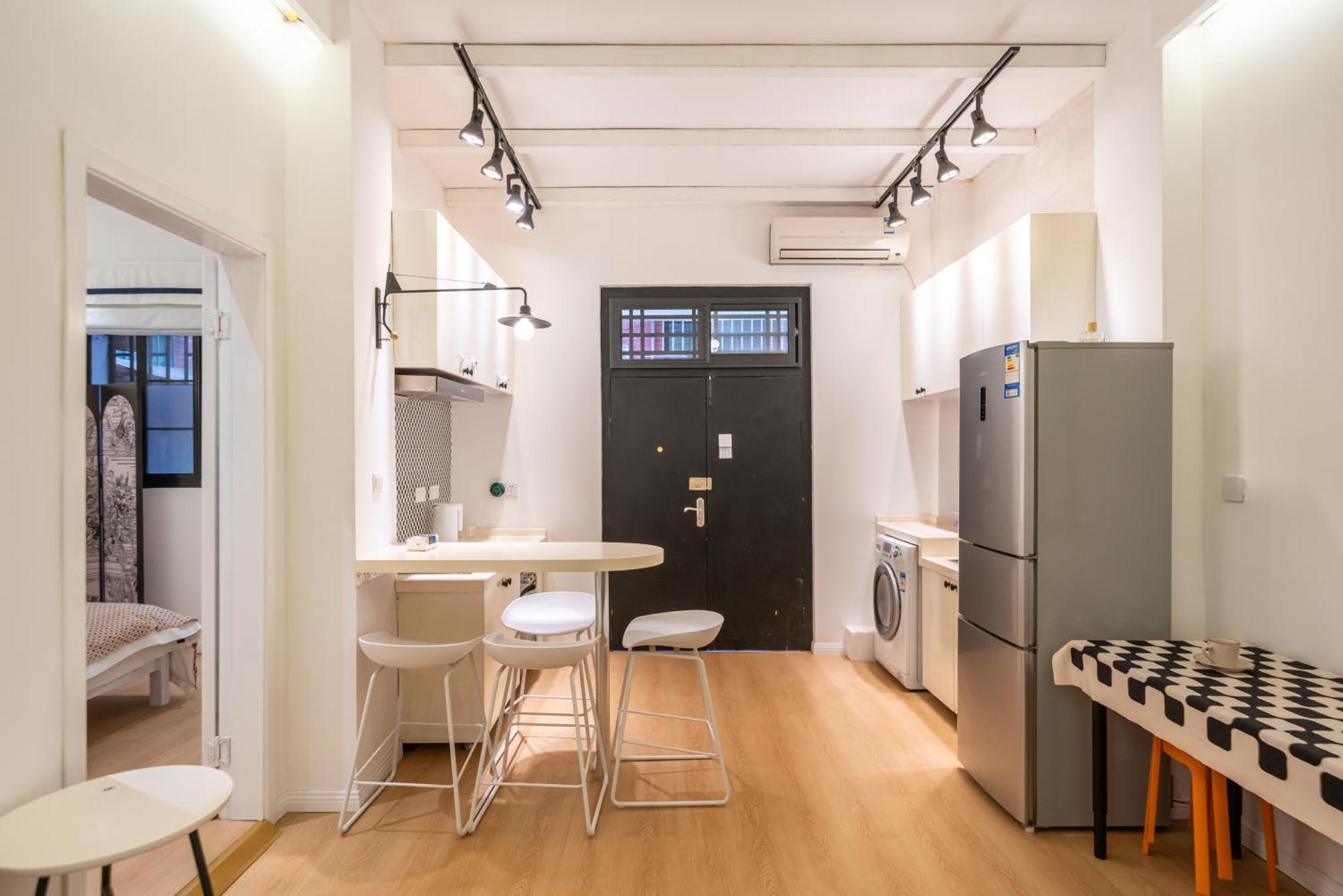 Shanghai Yi Du B&B - Near People'S Square Metro Station And The Bund Екстериор снимка