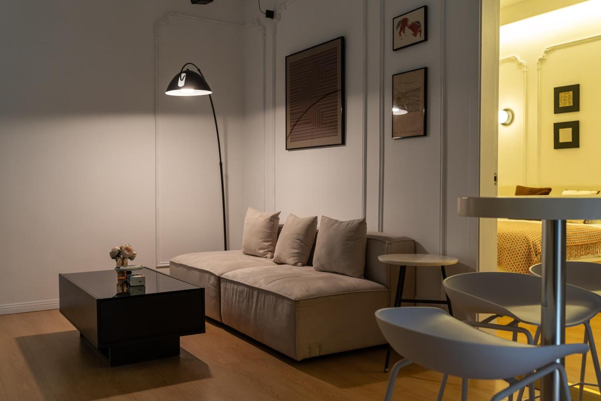 Shanghai Yi Du B&B - Near People'S Square Metro Station And The Bund Екстериор снимка